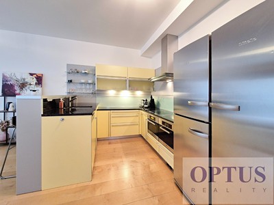 Pronájem  rodinného domu 288 m², pozemek 383 m² — photo 3