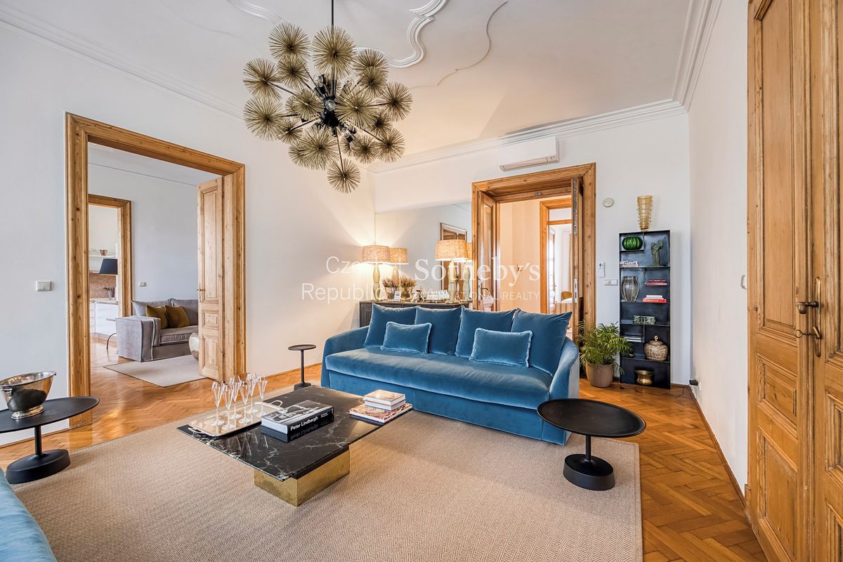 Pronájem bytu 5+1 171 m²