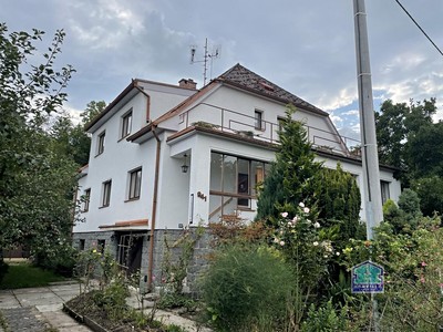 Prodej  rodinného domu 245 m², pozemek 781 m²