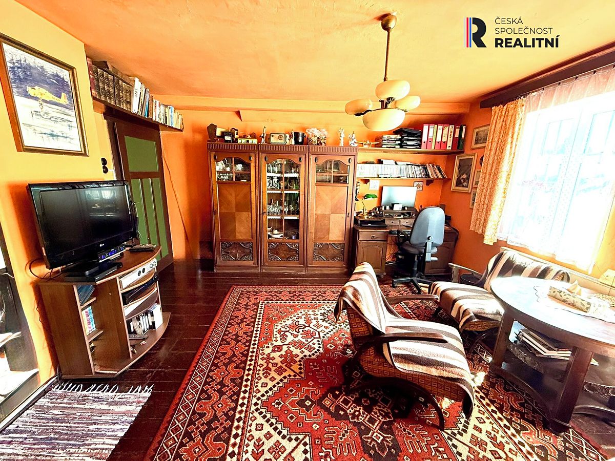 Prodej rodinného domu 160 m², pozemek 494 m² – fotografie 3