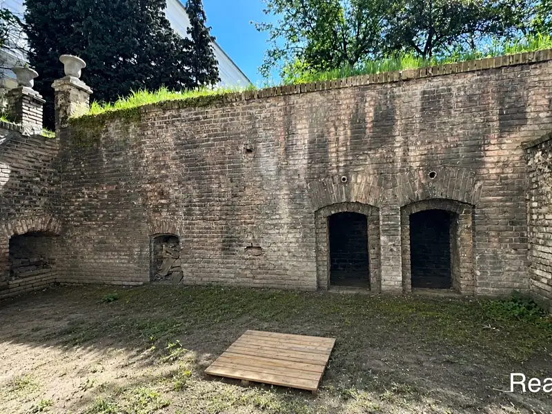 Prodej rodinného domu 400 m², pozemek 445 m², Roudnice nad Labem – náhled fotky 3
