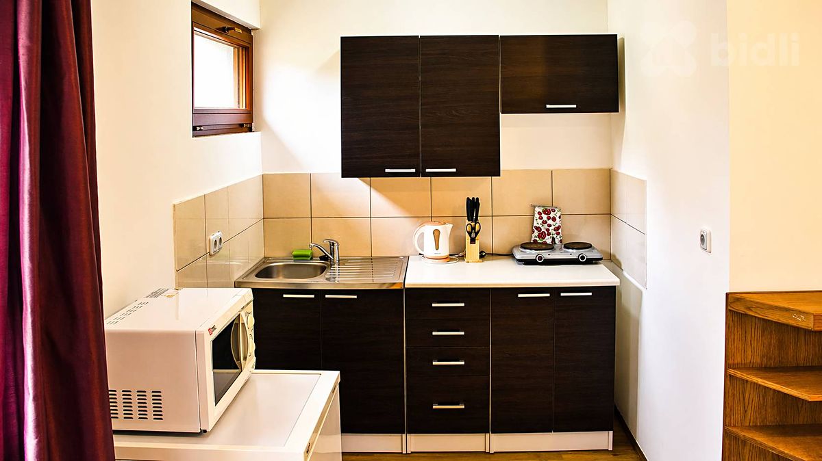 Pronájem bytu 2+kk 40 m² – fotografie 3