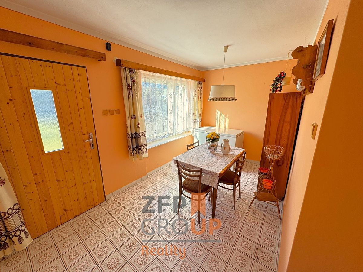 Prodej rodinného domu 150 m², pozemek 685 m² – fotografie 5