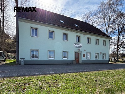 Prodej  vícegeneračního domu 302 m², pozemek 511 m² — photo 2