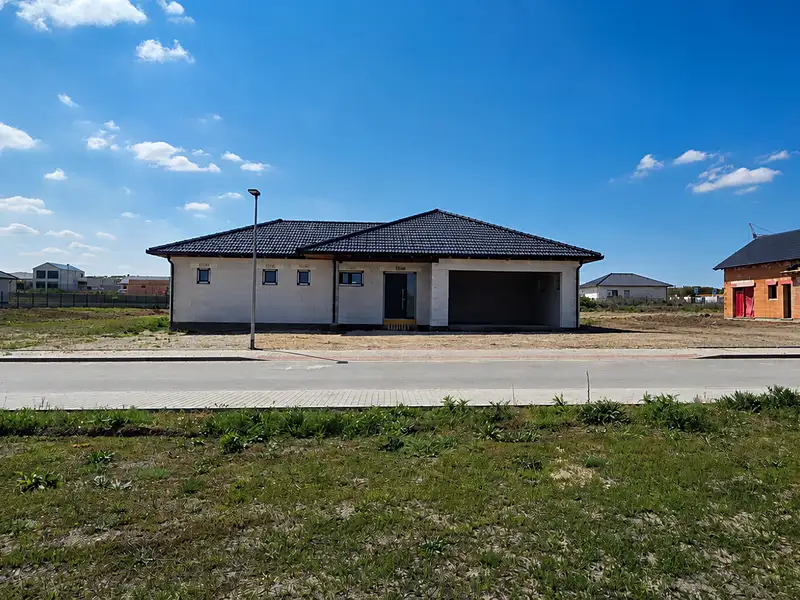 Prodej rodinného domu 165 m², pozemek 662 m², Velké Pavlovice – náhled fotky 3