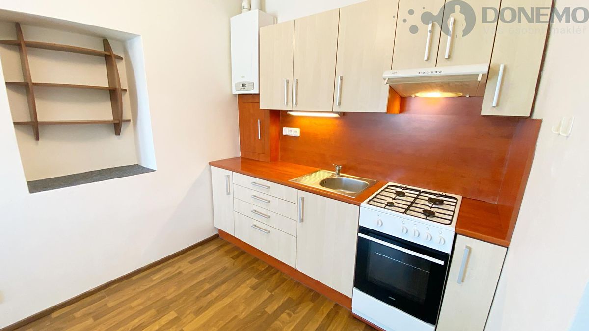 Pronájem bytu 1+1 39 m²