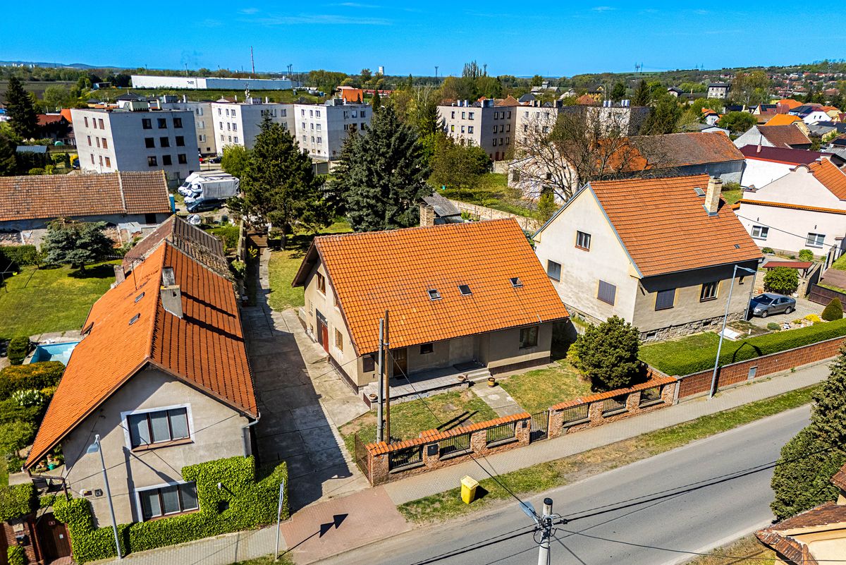 Prodej rodinného domu 182 m², pozemek 1355 m² – fotografie 3