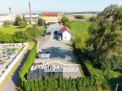 Prodej výrobní haly, prostoru 1 100 m²