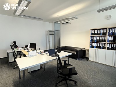 Pronájem kanceláře 106 m² — photo 3