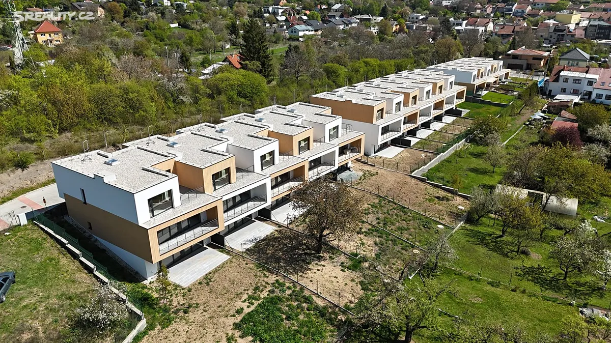 Prodej rodinného domu 192 m², pozemek 220 m² – pohled 4
