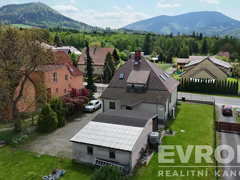 Prodej rodinného domu 154 m², pozemek 1106 m², Frýdlant nad Ostravicí – náhled fotky 3