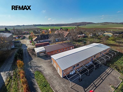 Pronájem výrobní haly, prostoru 242 m²