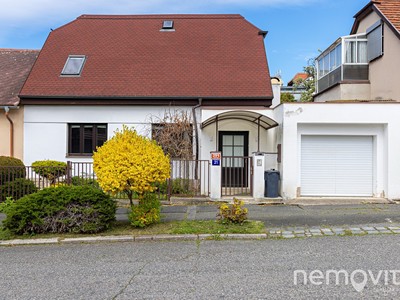 Prodej  rodinného domu 226 m², pozemek 343 m²