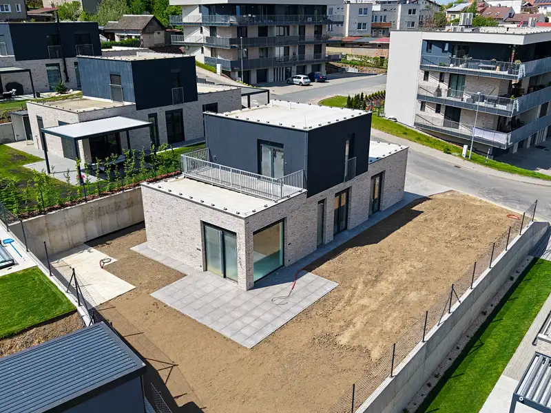 Prodej rodinného domu 117 m², pozemek 554 m², Zlín – náhled fotky 2