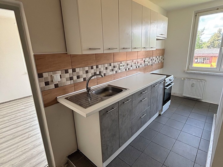 Prodej bytu 2+1, 77 m² (4 z 9)