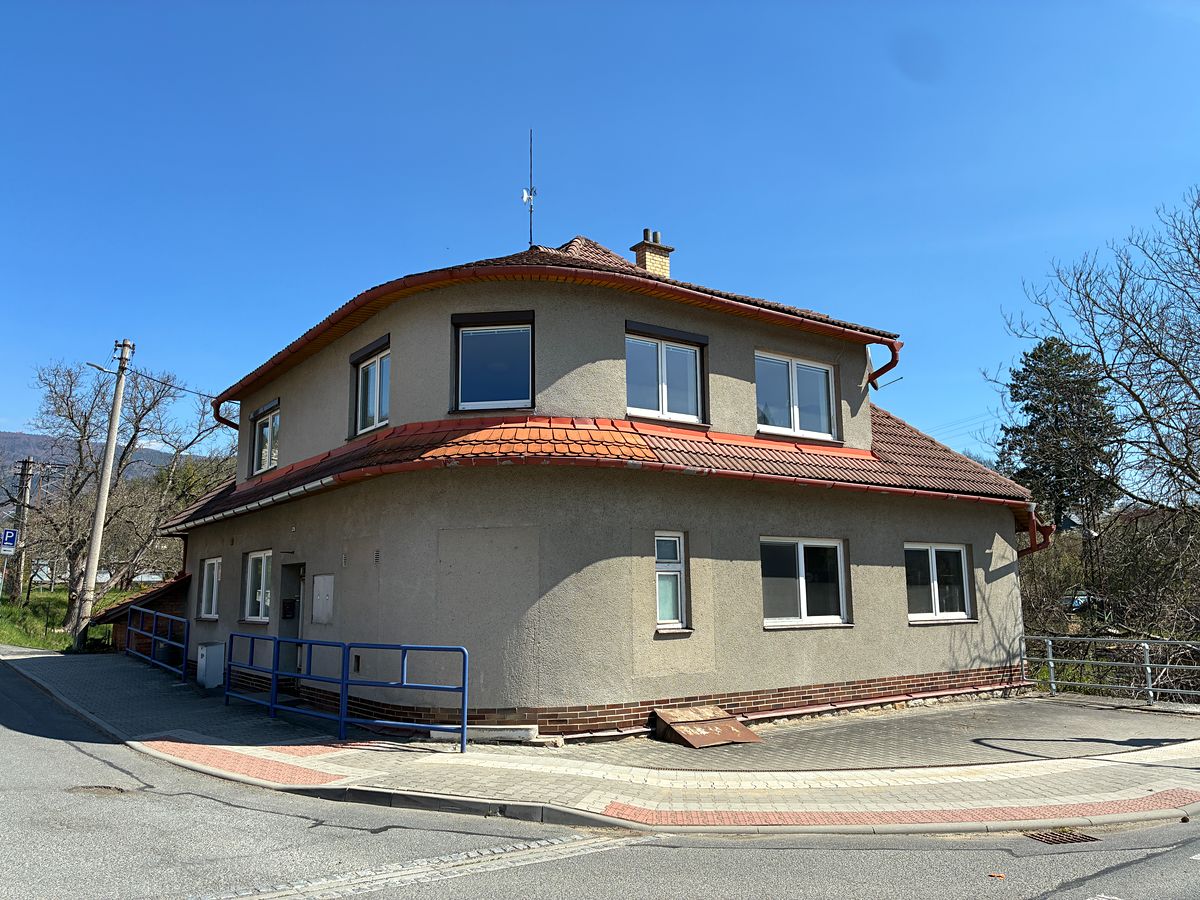 Prodej vícegeneračního domu 474 m², pozemek 559 m²
