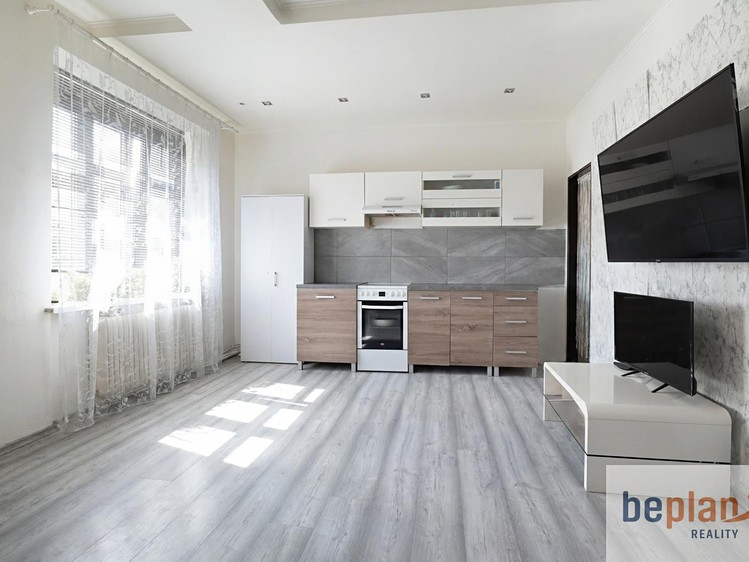 Будинок на продаж, 342 м² (34 з 50)