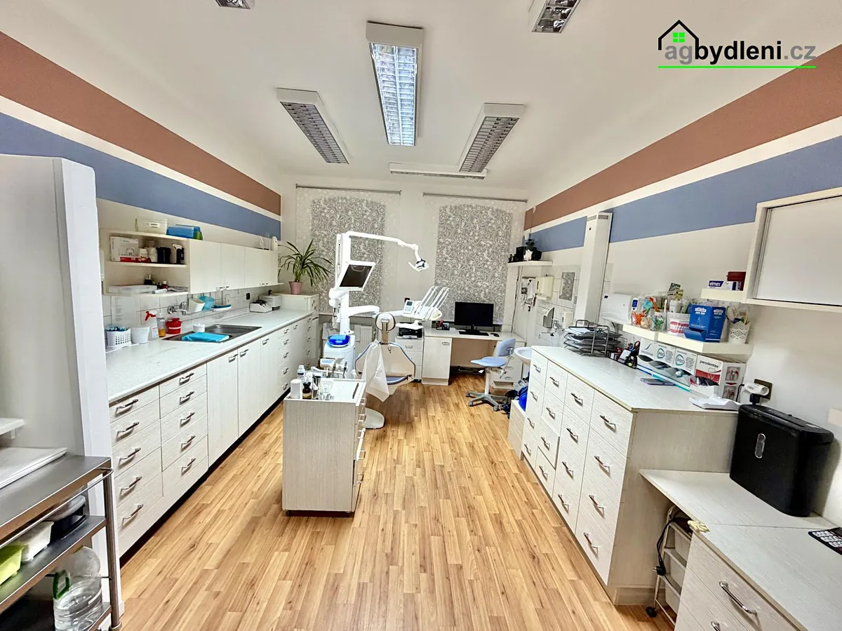 Pronájem ordinace 64 m²