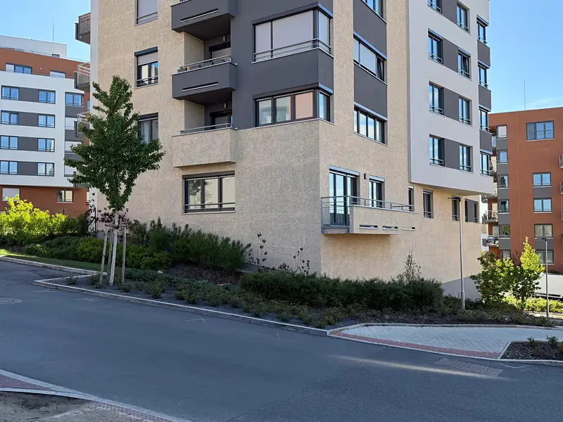 Prodej bytu 3+kk 82 m², Praha – náhled fotky 2