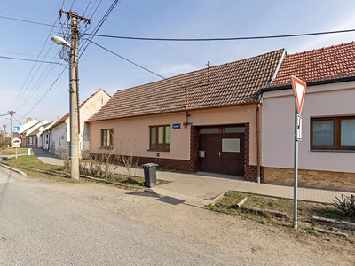 Prodej  rodinného domu 100 m², pozemek 1 594 m²
