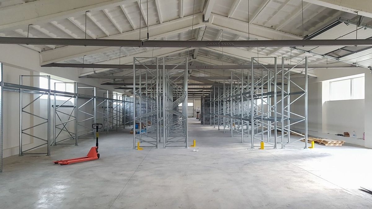 Pronájem obchodního prostoru 1046 m² – fotografie 5