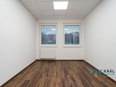 Pronájem kanceláře 13 m² — photo 2