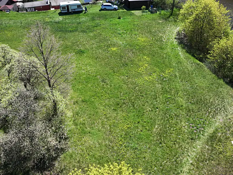 Prodej stavebního pozemku 1680 m², Klášterec nad Ohří – náhled fotky 2