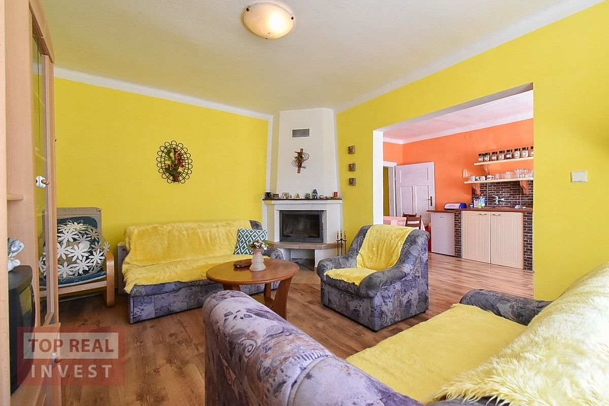 Prodej rodinného domu 80 m², pozemek 746 m² – fotografie 2