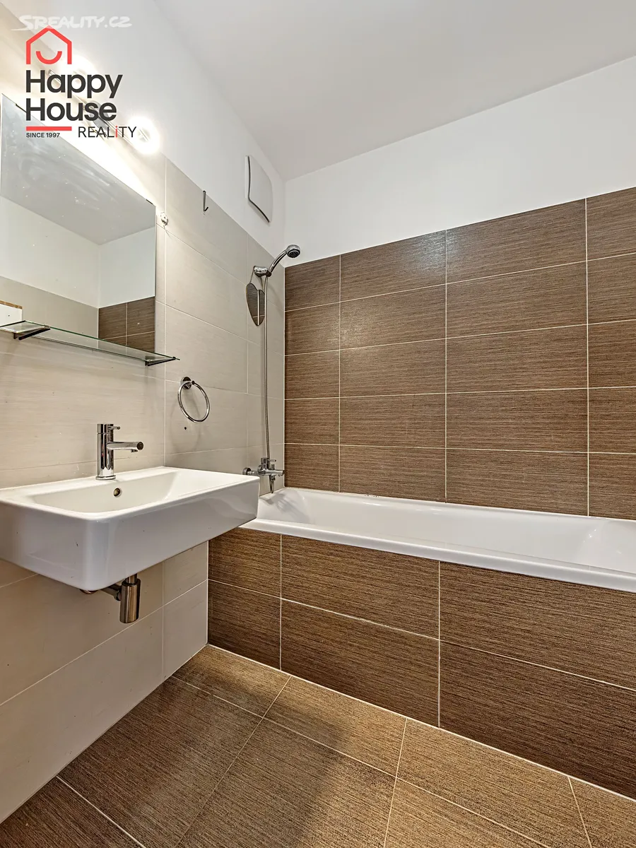 Prodej bytu 2+kk 57 m² – pohled 5