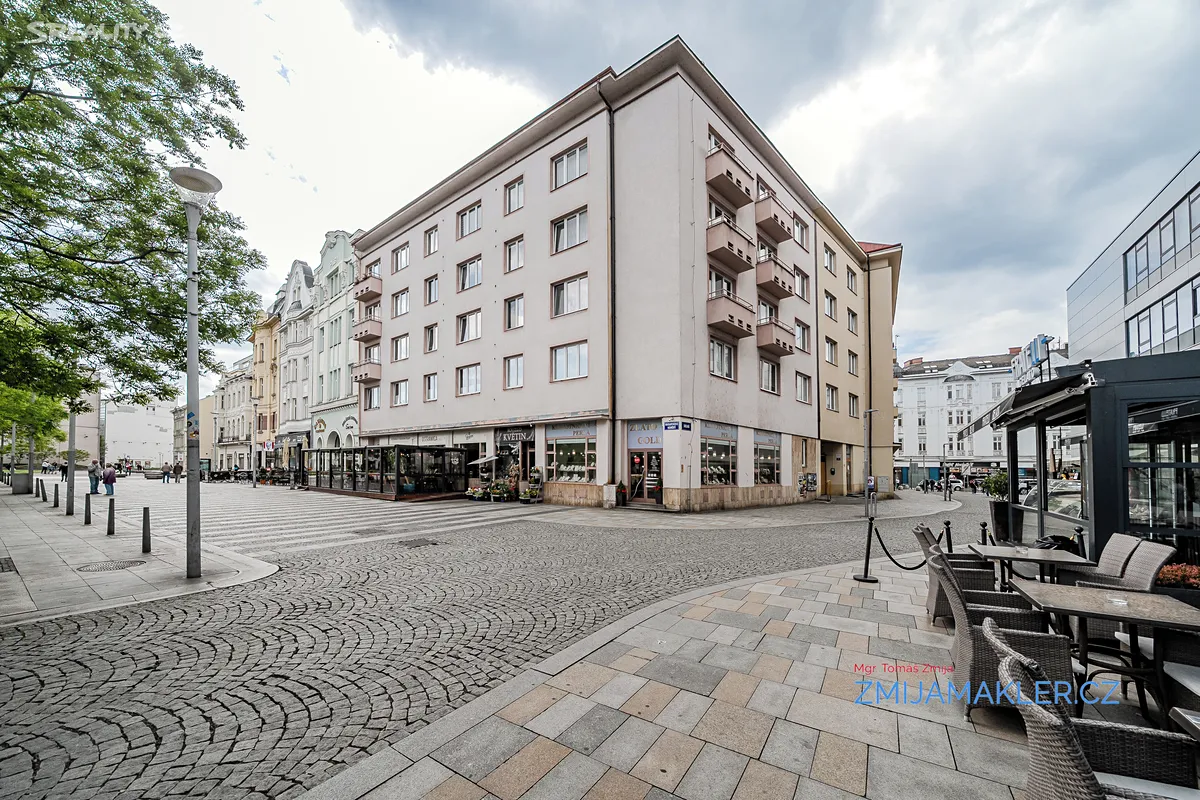 Pronájem bytu 3+1 82 m² - Widok 2