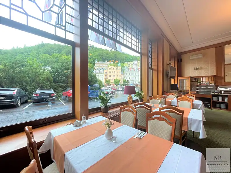 Pronájem obchodního prostoru 241 m², Karlovy Vary – náhled fotky 3