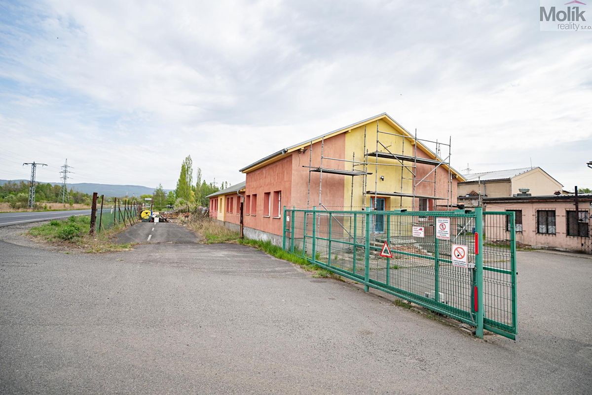Prodej skladového prostoru 1652 m² – fotografie 2