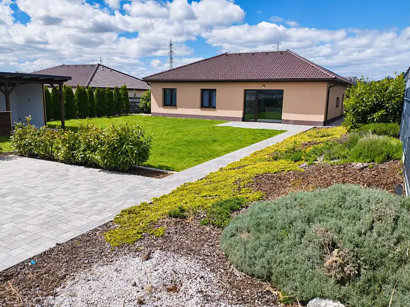 Prodej rodinného domu 120 m², pozemek 820 m², Most – náhled fotky 1