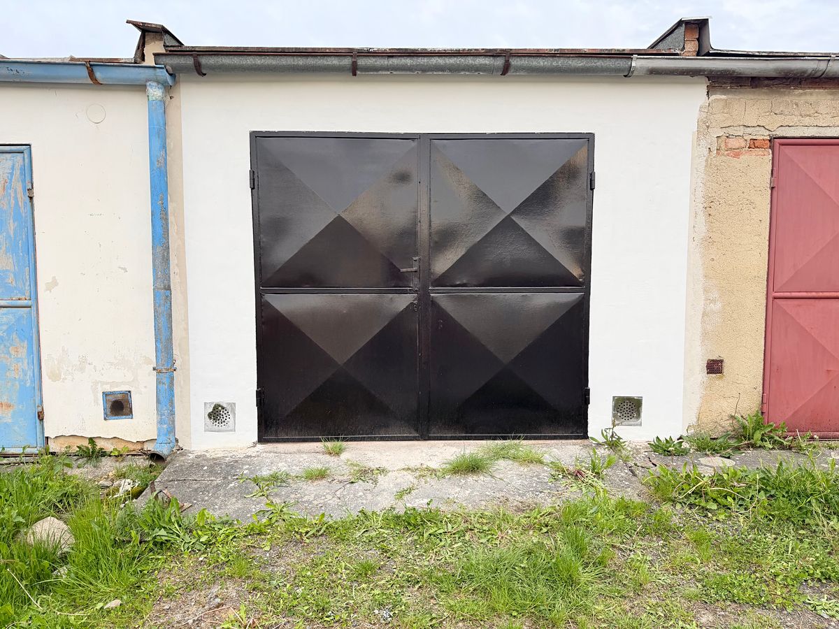 Prodej garáže 22 m² – fotografie 2