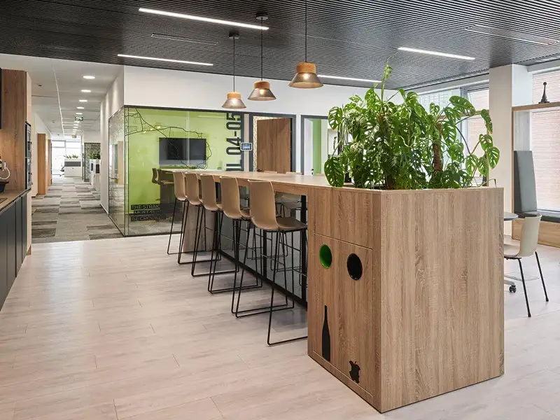 Pronájem kanceláře 174 m², Praha – náhled fotky 2