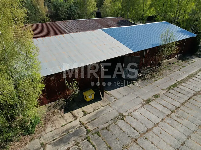 Pronájem skladového prostoru 760 m², Ralsko – náhled fotky 1