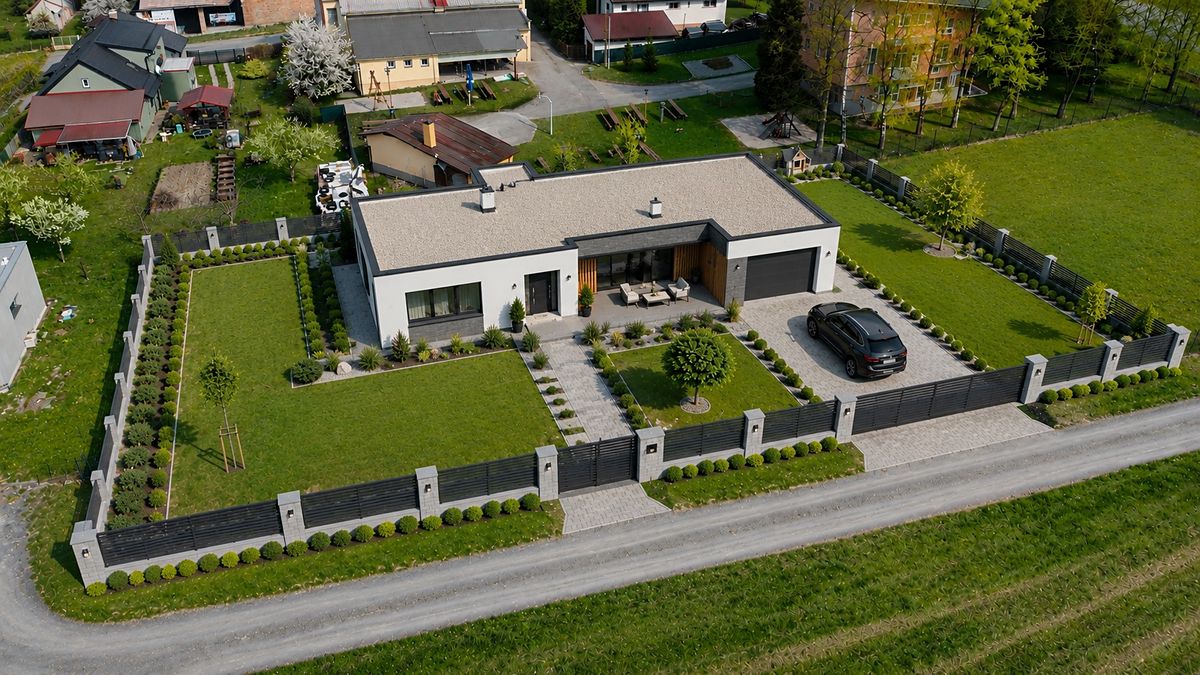 Prodej stavebního pozemku 1007 m² – fotografie 3