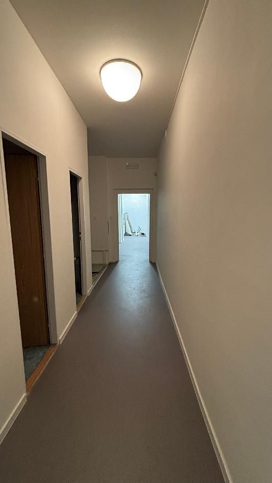 Pronájem kanceláře 52 m² – fotografie 5