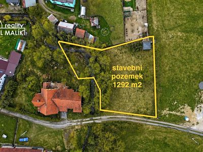 Prodej stavebního pozemku 1292 m²