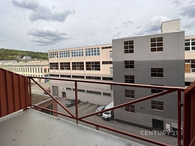 Pronájem kanceláře 91 m² — photo 5