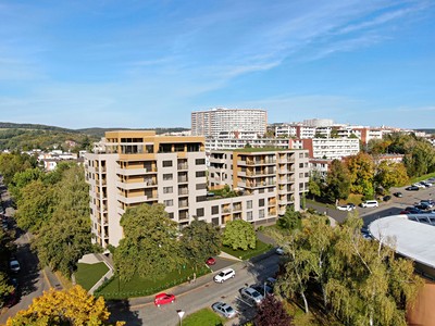 Pronájem garážového stání 15 m²