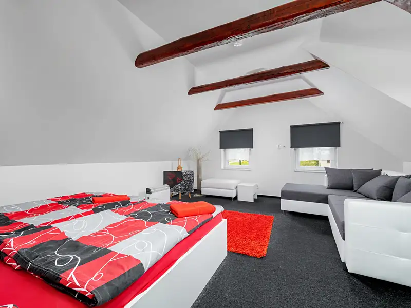 Prodej rodinného domu 172 m², pozemek 1256 m², Nové Město pod Smrkem – náhled fotky 3
