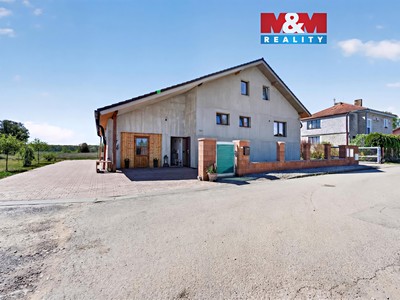Prodej  rodinného domu 266 m², pozemek 958 m²