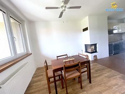 Будинок на продаж, 200 м² (2 з 37)