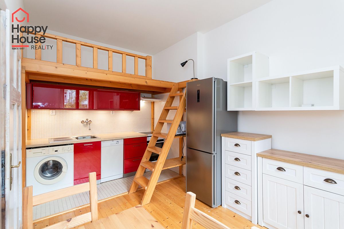 Pronájem bytu 2+kk 45 m²