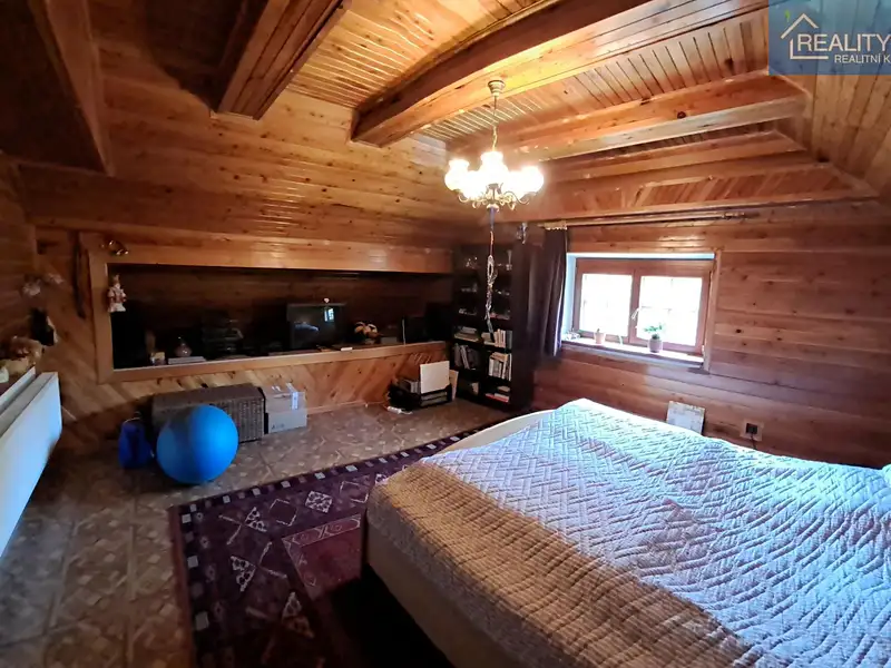 Prodej rodinného domu 280 m², pozemek 6838 m², Konice – náhled fotky 2
