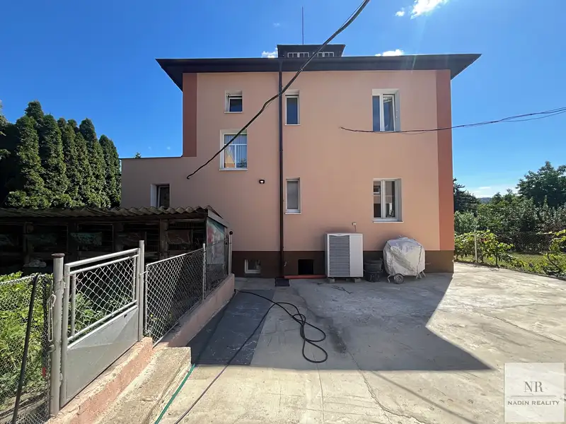 Prodej vícegeneračního domu 226 m², pozemek 560 m², Karlovy Vary – náhled fotky 2