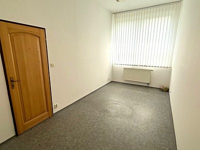 Pronájem kanceláře 14 m² — photo 2