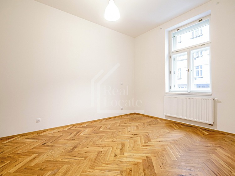 Bořivojova 4