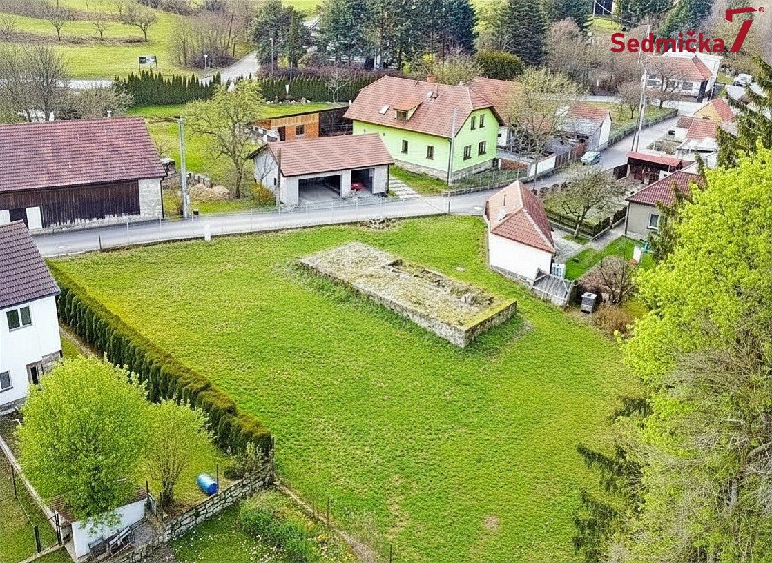 Prodej stavebního pozemku 1320 m²